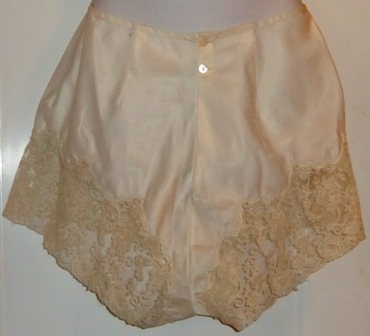 xx:M198M 1930s White Silk Panty